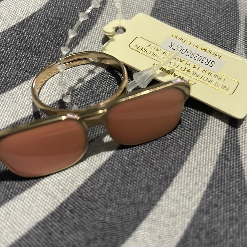 Glasses Ring